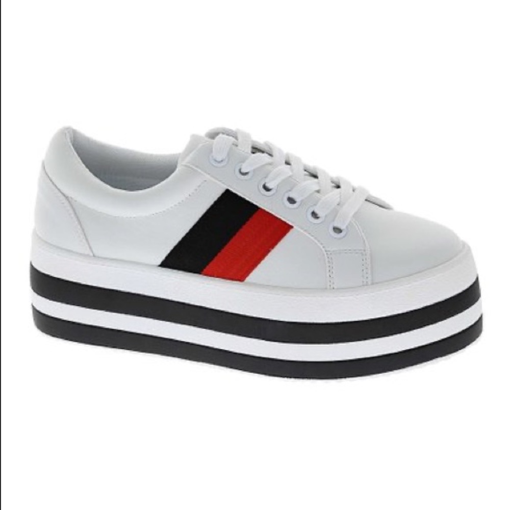 Platform sneakers